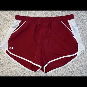 Under Armour athletic shorts with pockets